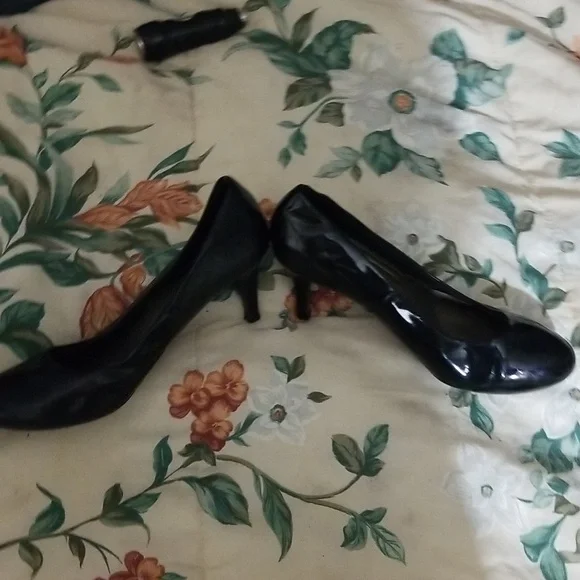 Black predictions pumps - Picture 4 of 4
